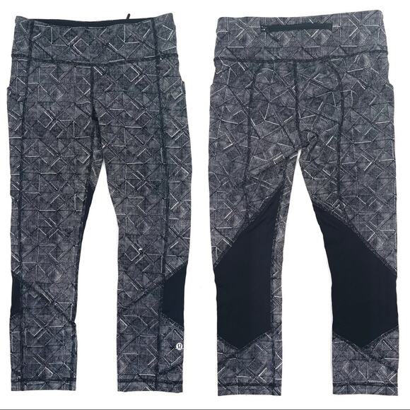 LULULEMON Pace Rival Crop 22" Leggings B&W Gym Yoga Running Workout Size 4 - Picture 1 of 14